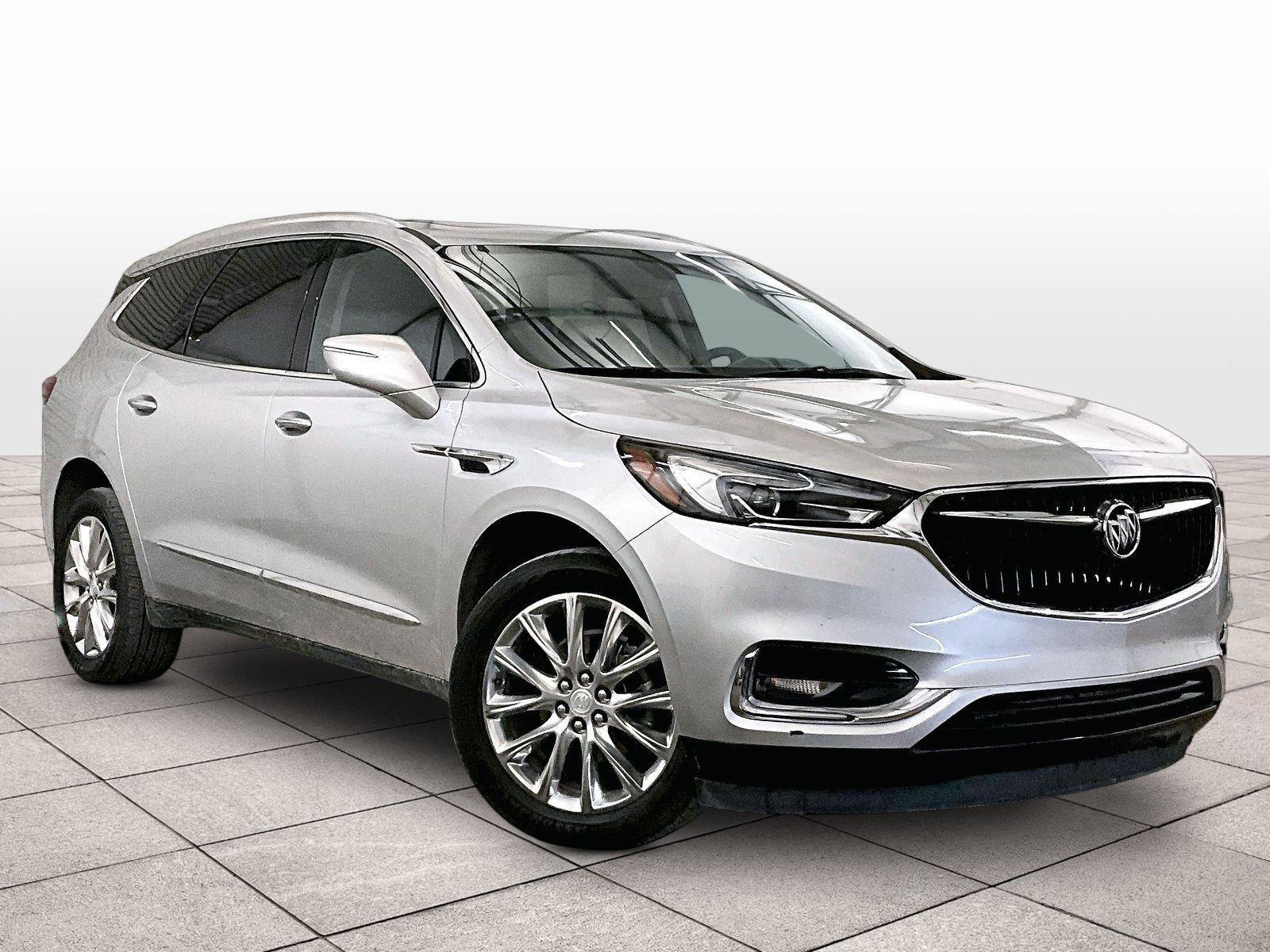 Used 2021 Buick Enclave Essence w/ Sound and Sites Package AWD/4WD image 2