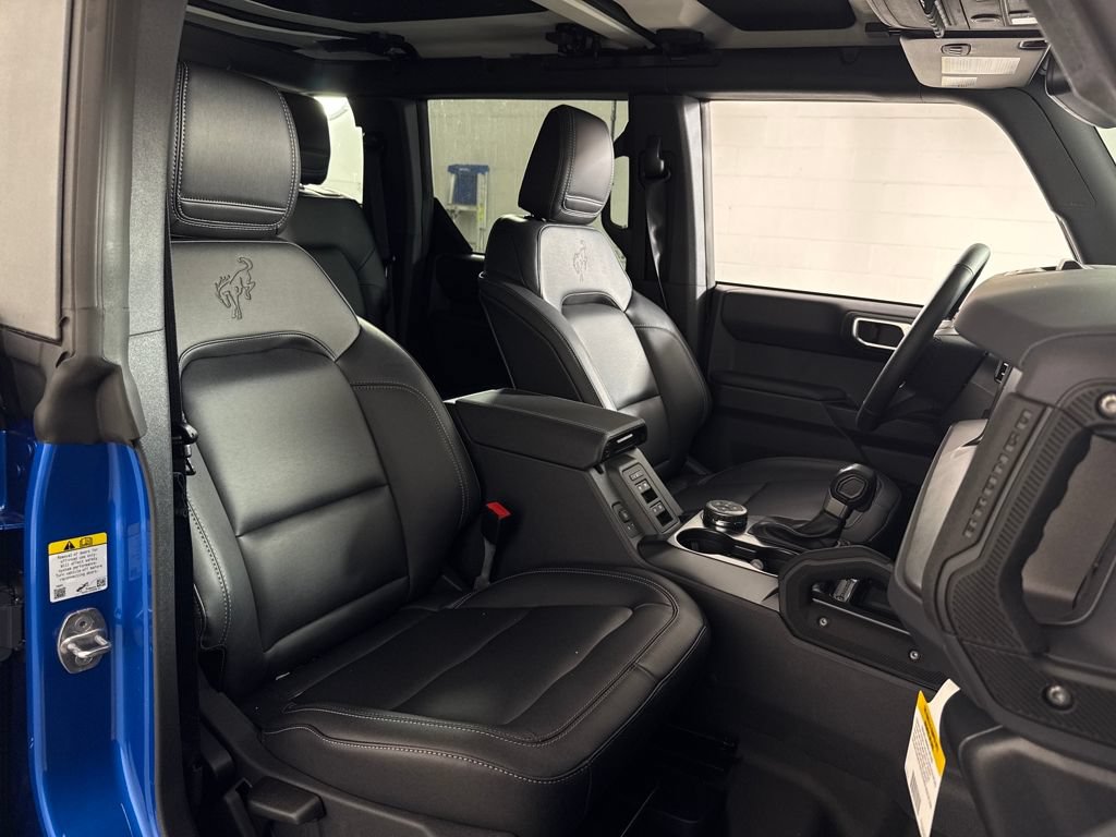 Certified 2025 Ford Bronco Badlands AWD/4WD image 28