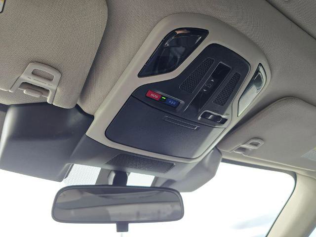 Used 2025 Subaru Outback Premium image 26