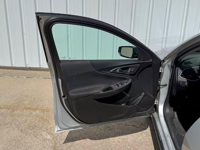 Used 2020 Chevrolet Malibu LS FWD image 14