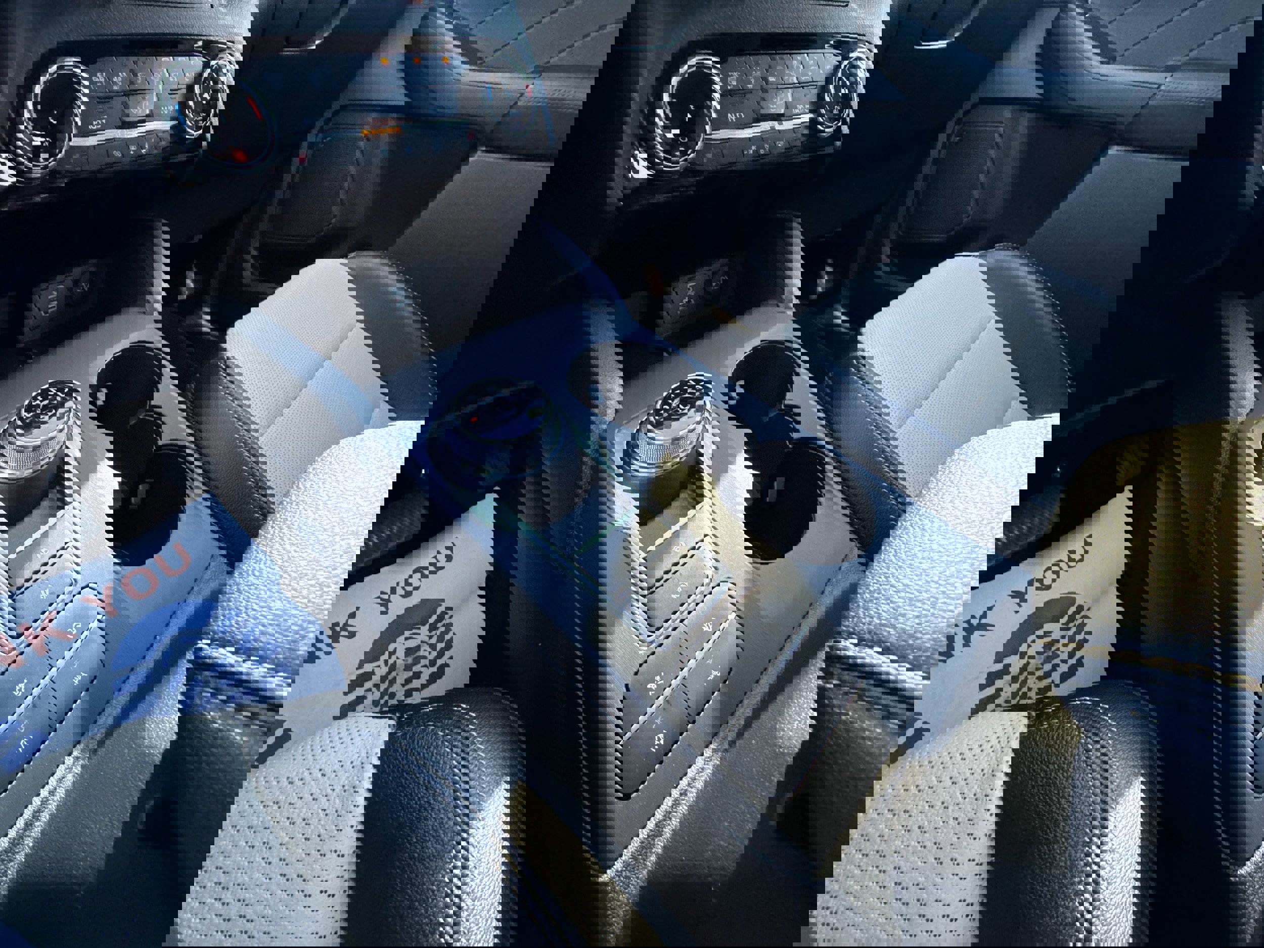 Certified 2022 Ford Escape Titanium w/ Titanium Elite Package image 21