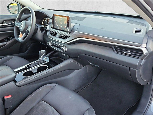 Used 2023 Nissan Altima 2.5 SV FWD image 20