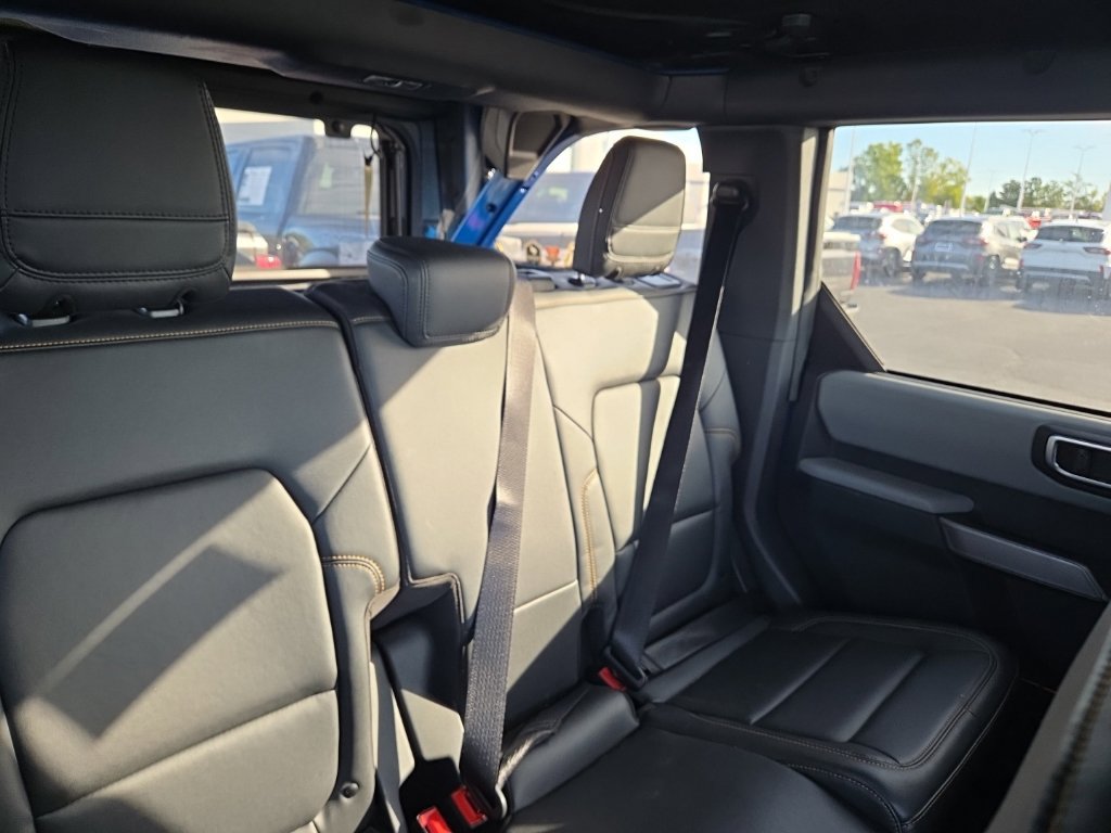 Certified 2022 Ford Bronco Badlands AWD/4WD image 8