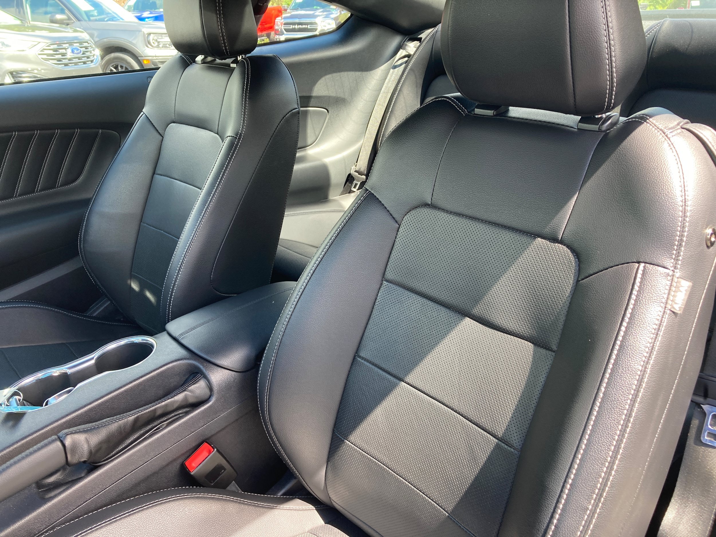 Certified 2019 Ford Mustang GT Premium w/ GT Performance Package RWD image 8