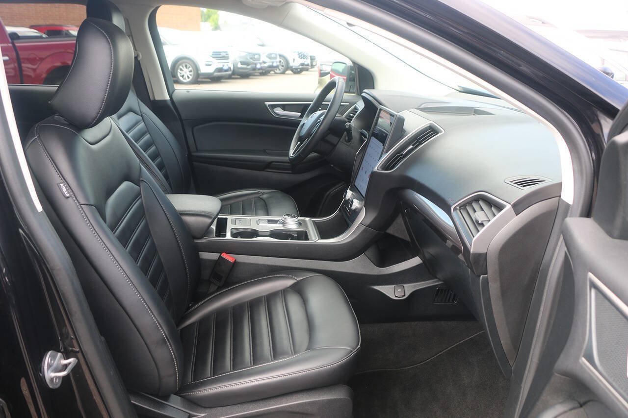 Certified 2024 Ford Edge SEL w/ Convenience Package AWD/4WD image 26