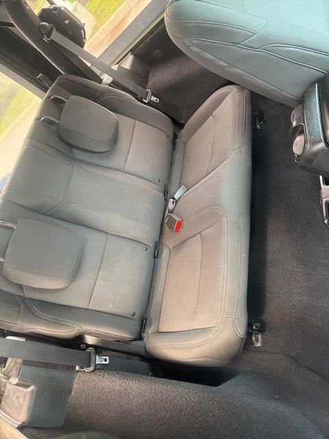 Used 2021 Jeep Wrangler Sport AWD/4WD image 19