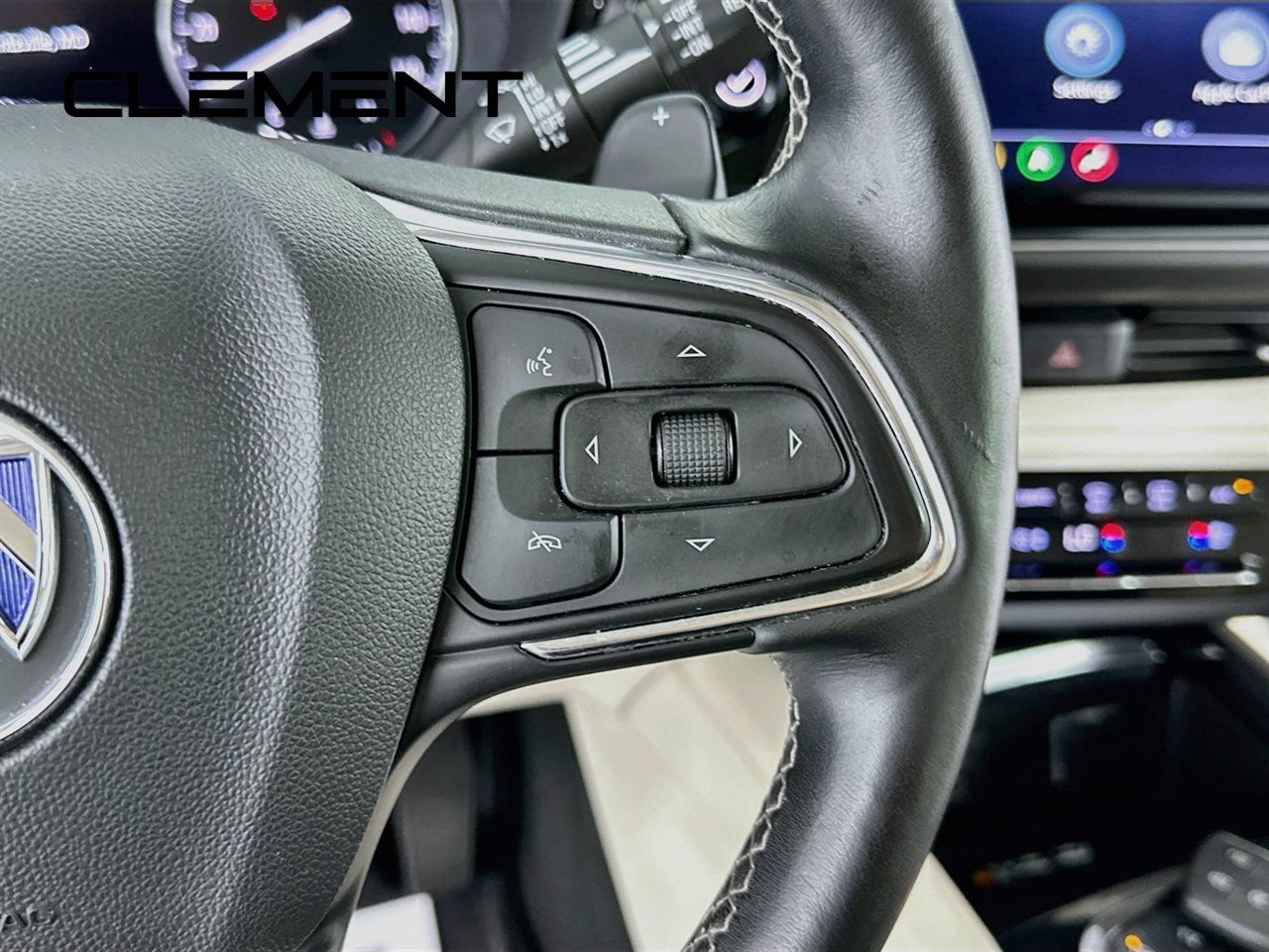 Used 2022 Buick Envision Avenir w/ Technology Package II AWD/4WD image 17
