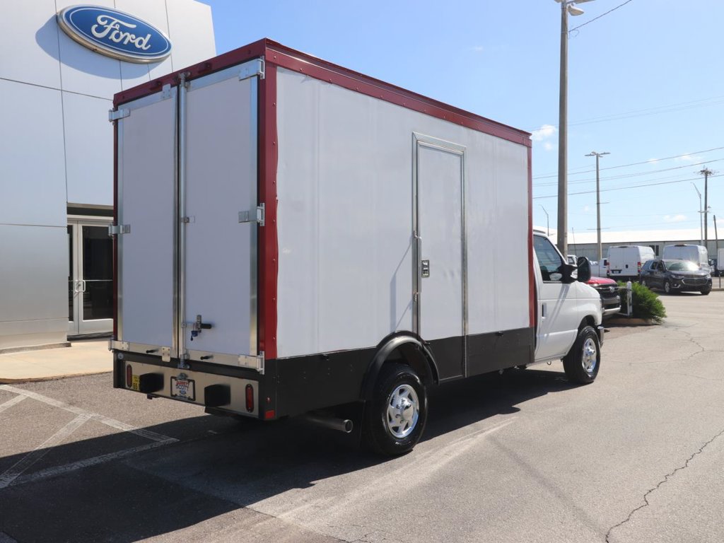 Certified 2024 Ford E-350 and Econoline 350 Super Duty w/ Power Windows & Locks Group RWD image 16