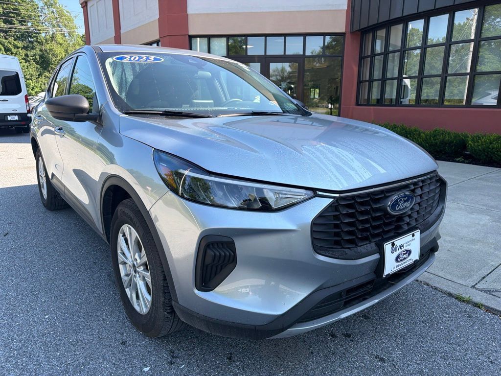 Certified 2023 Ford Escape Active AWD/4WD image 9