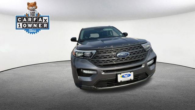 Certified 2023 Ford Explorer XLT w/ Equipment Group 202A AWD/4WD image 3