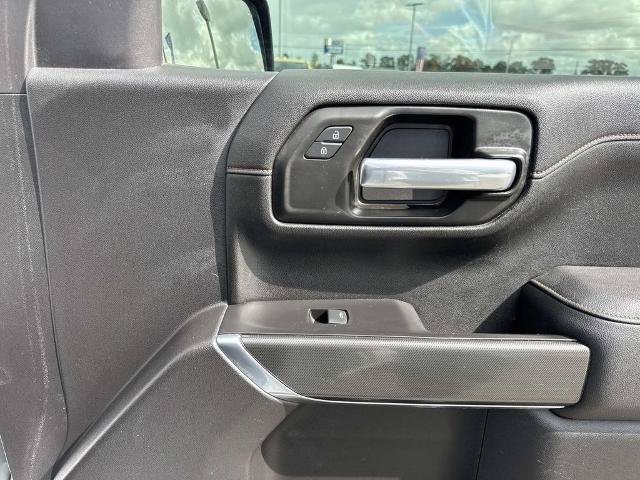 Used 2021 GMC Sierra 1500 AT4 w/ AT4 Value Package AWD/4WD image 14