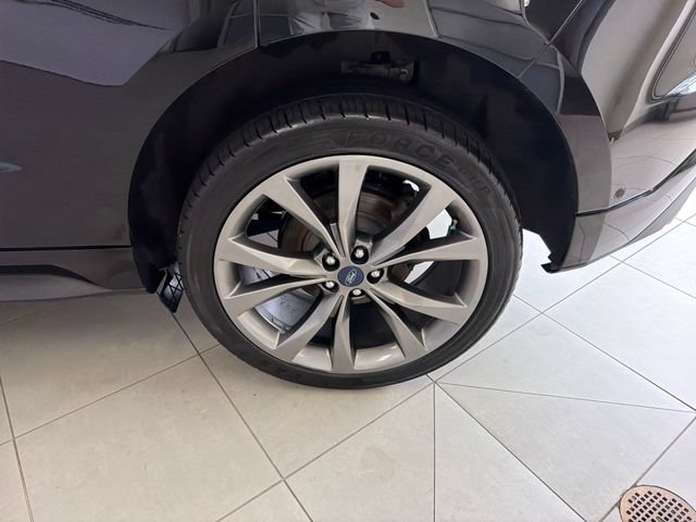 Certified 2018 Ford Edge Sport w/ Equipment Group 401A AWD/4WD image 30