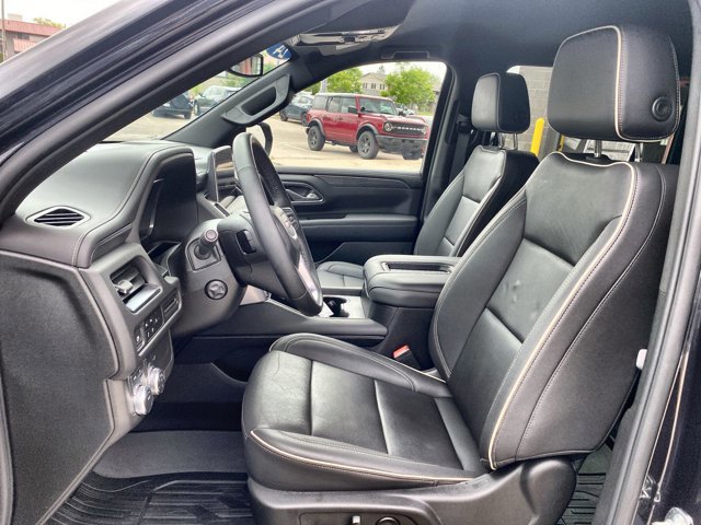 Used 2024 GMC Yukon XL SLT w/ SLT Luxury Package AWD/4WD image 14