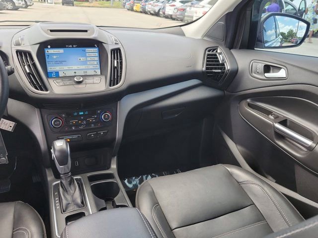 Certified 2018 Ford Escape SEL w/ Ford Safe & Smart Package image 22
