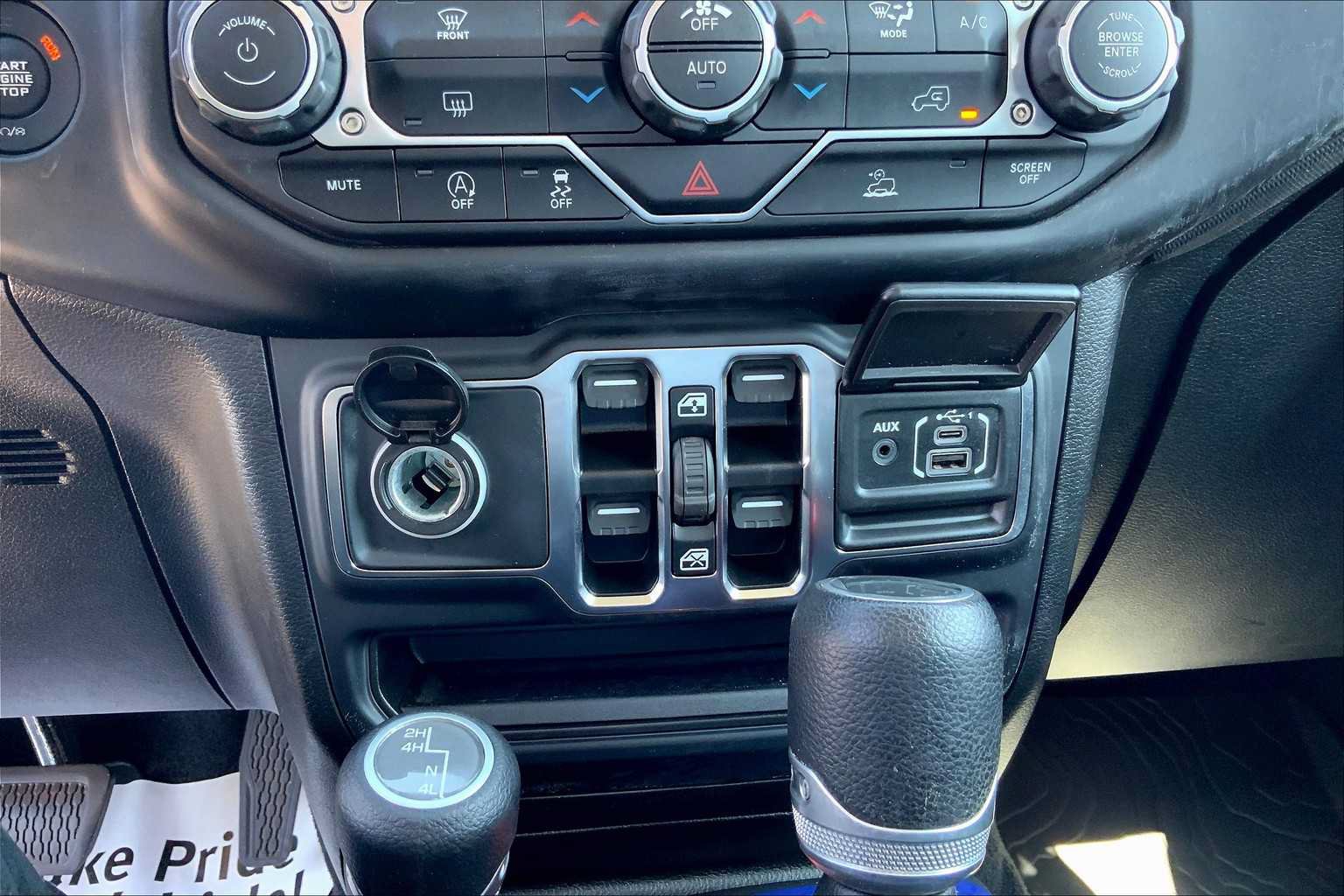 Used 2021 Jeep Gladiator Sport AWD/4WD image 33