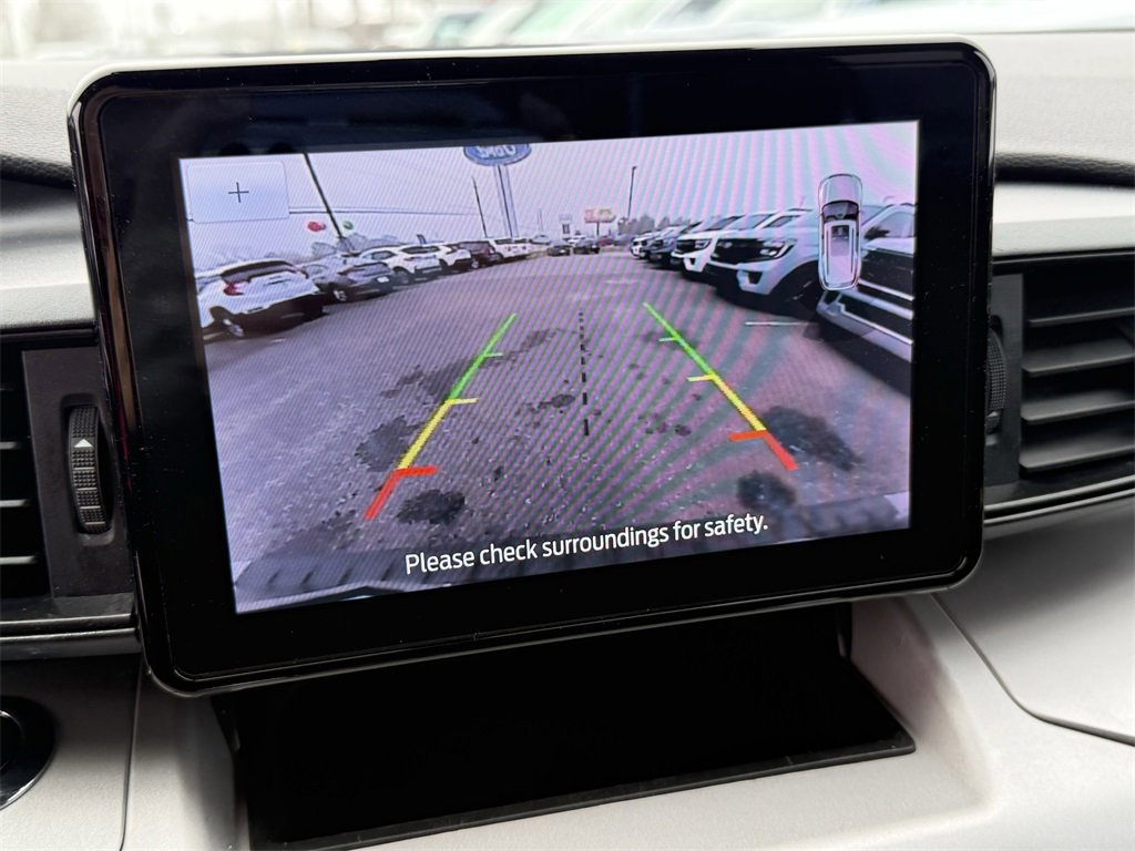 Certified 2024 Ford Explorer XLT image 28