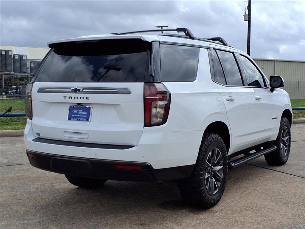 Used 2021 Chevrolet Tahoe Z71 w/ Luxury Package image 2