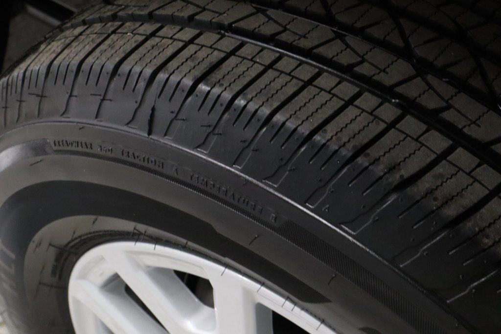 Used 2025 Toyota Tacoma SR5 image 17