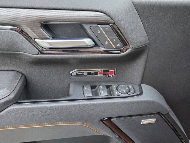 Used 2025 GMC Sierra 1500 AT4 AWD/4WD image 30