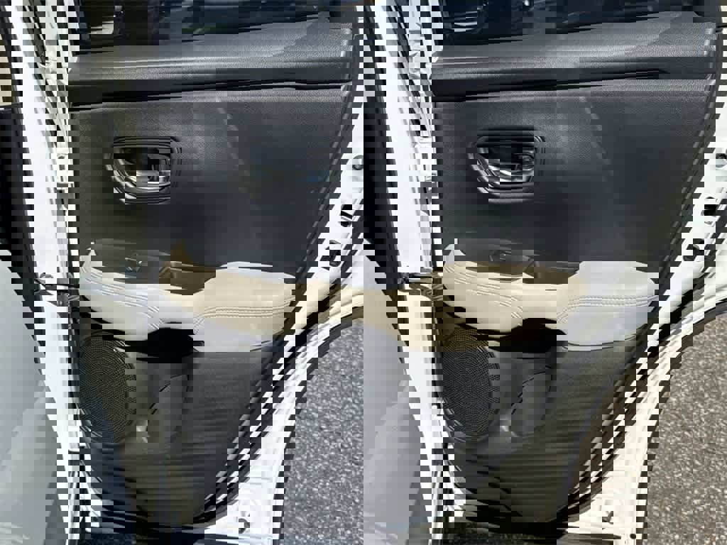 Used 2024 Honda HR-V LX image 15