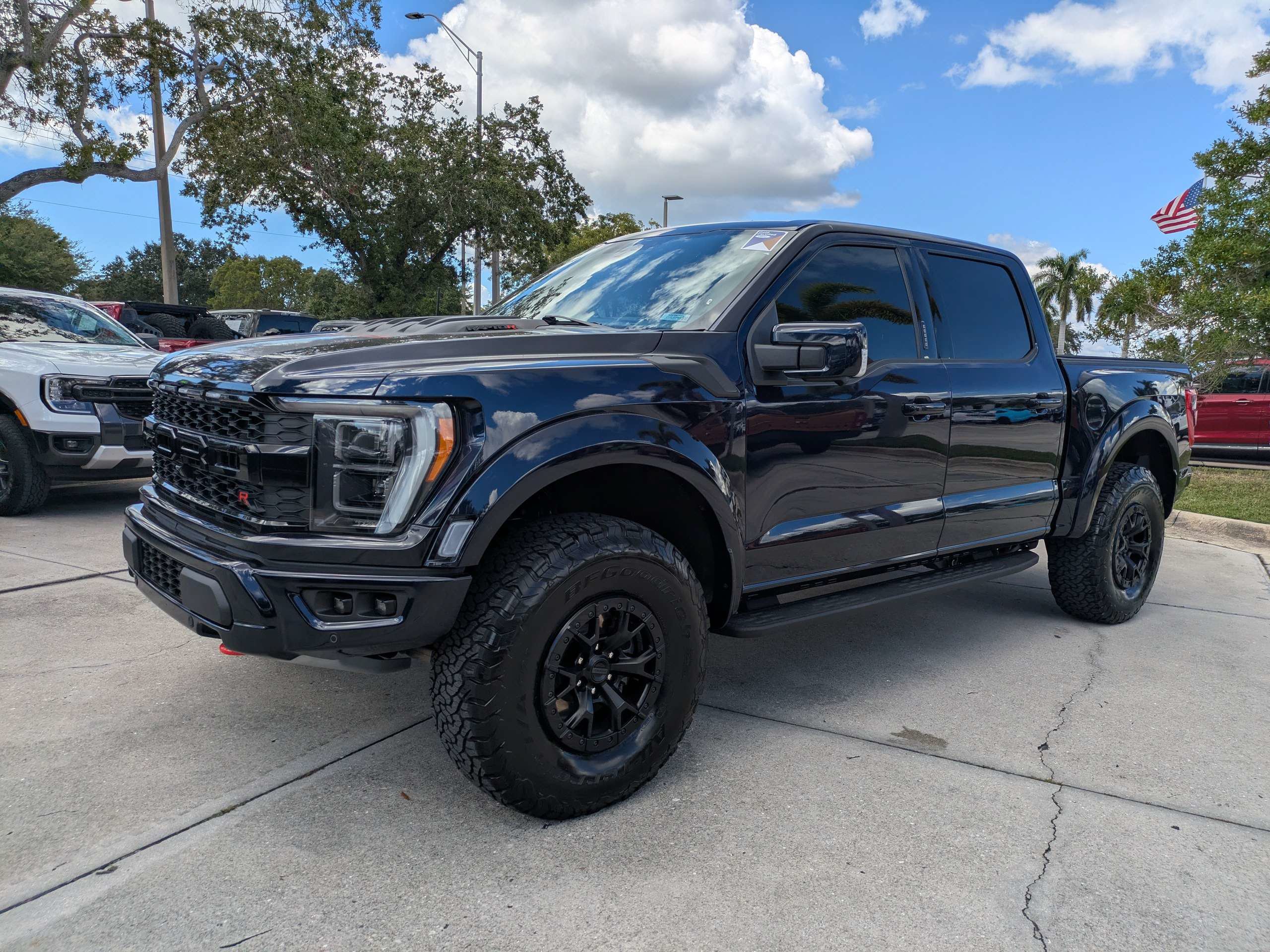 Certified 2023 Ford F150 Raptor w/ Equipment Group 802A Raptor R AWD/4WD image 7