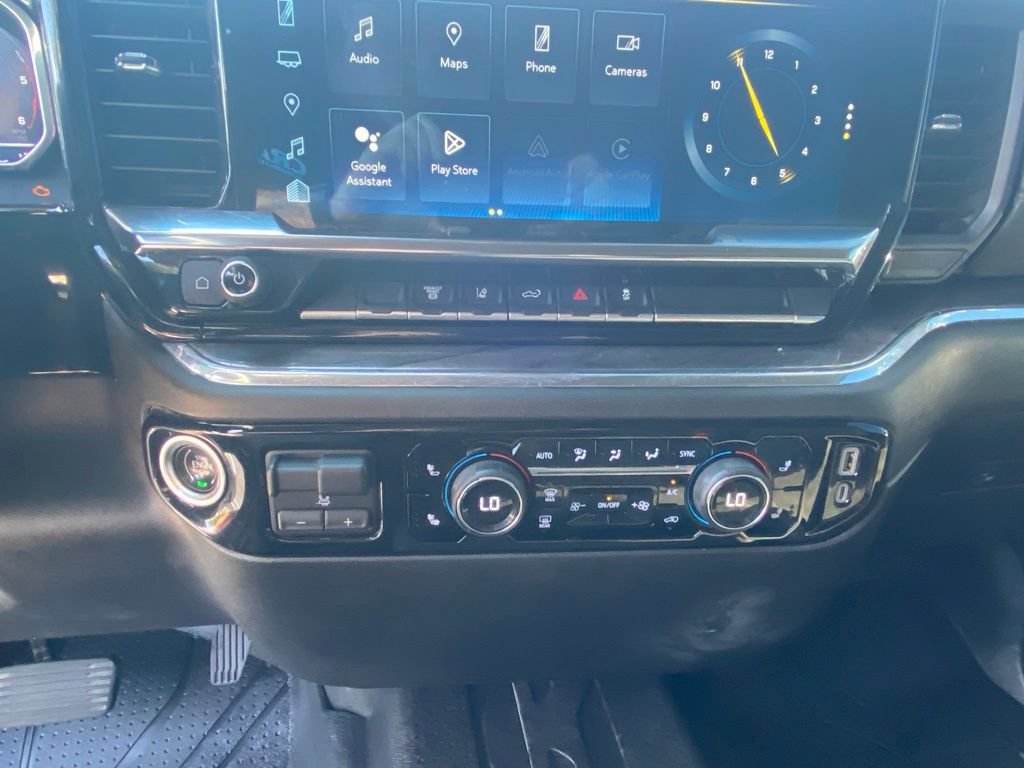 Used 2024 Chevrolet Silverado 2500 LTZ AWD/4WD image 17