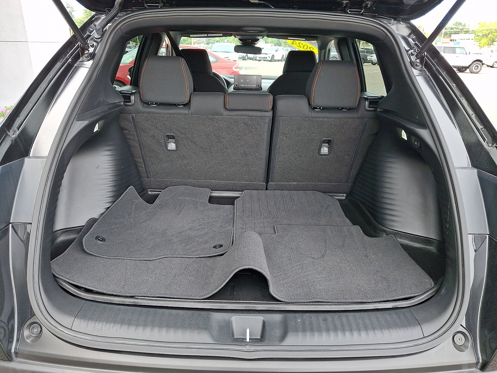 Used 2024 Honda HR-V Sport image 29