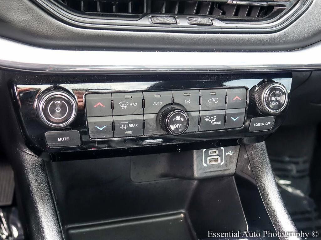Used 2023 Jeep Compass High Altitude AWD/4WD image 20
