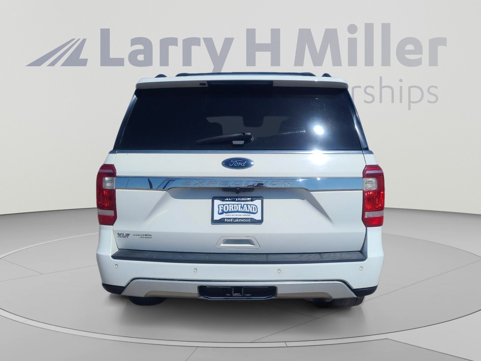 Certified 2021 Ford Expedition XLT AWD/4WD image 4