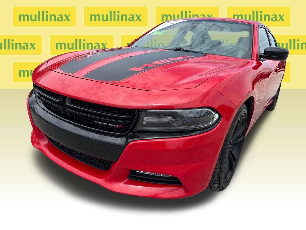 Used 2017 Dodge Charger R/T w/ Blacktop Package RWD image 5