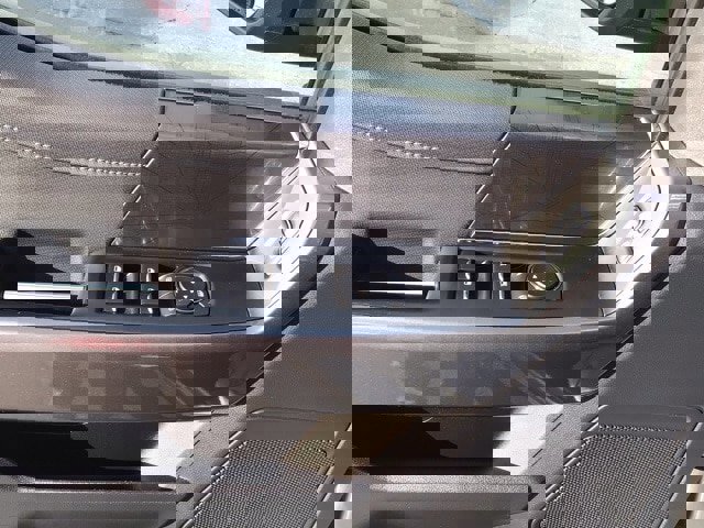 Certified 2022 Ford F150 XLT w/ Equipment Group 302A High image 18