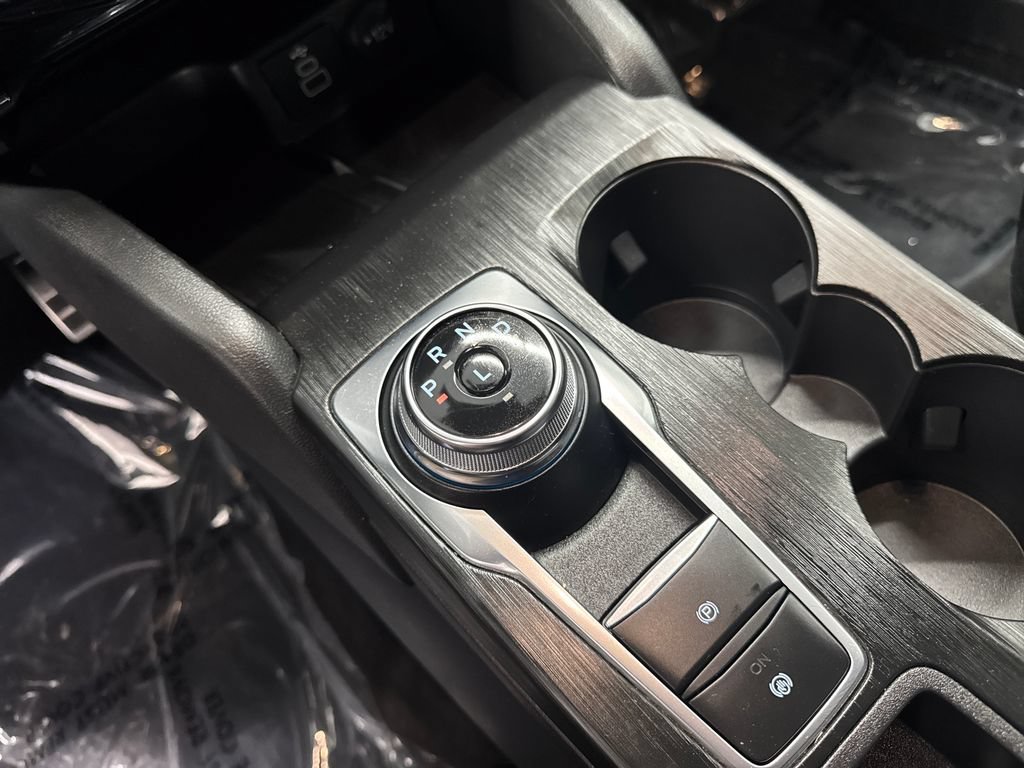 Certified 2024 Ford Escape ST-Line Elite w/ Premium Technology Package AWD/4WD image 24