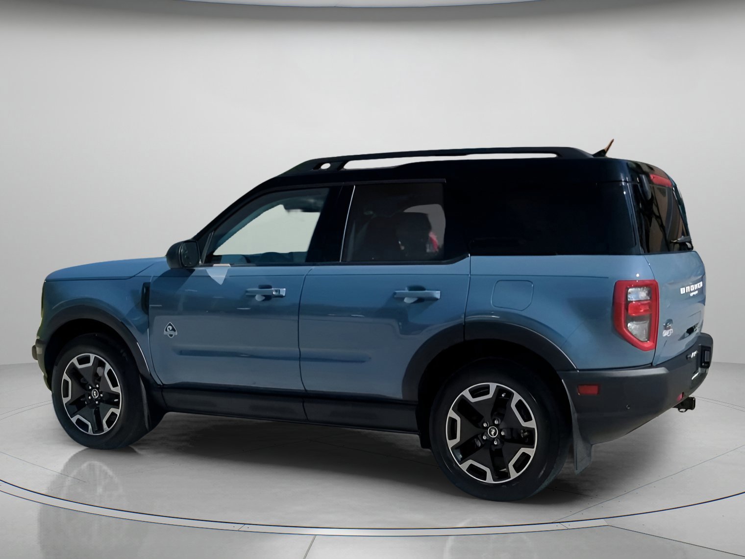 Certified 2024 Ford Bronco Sport Outer Banks w/ Tech Package image 12