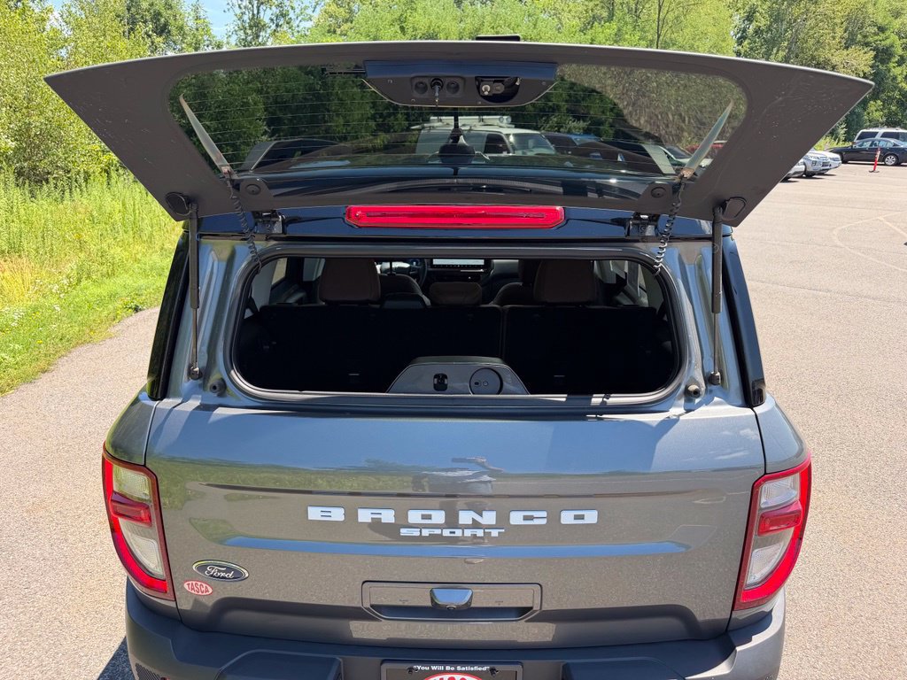 Certified 2025 Ford Bronco Sport Outer Banks w/ Outer Banks Tech Package+ AWD/4WD image 27