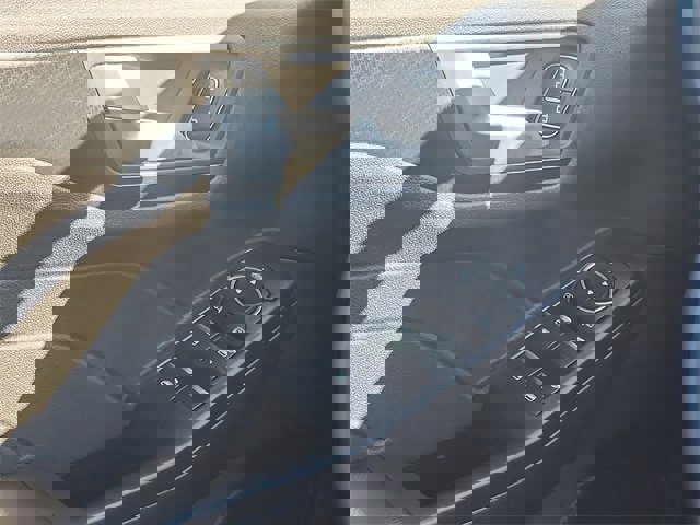 Certified 2022 Ford Escape SEL w/ SEL Stealth AWD Package image 11