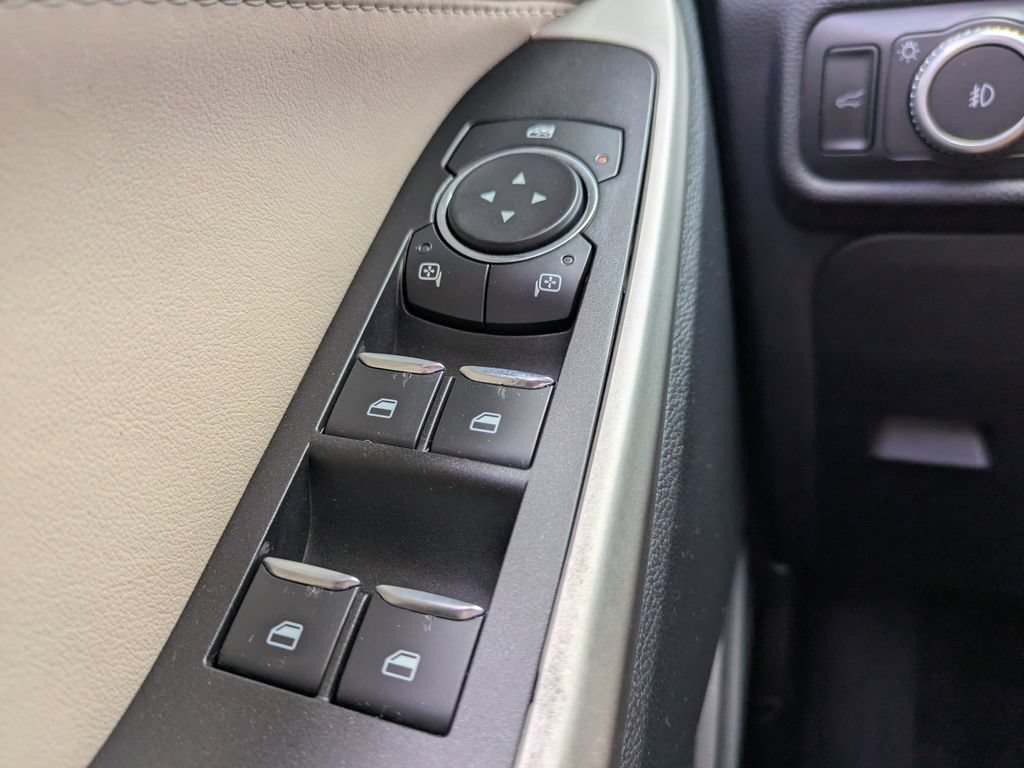Certified 2020 Ford Explorer XLT w/ Equipment Group 202A RWD image 28