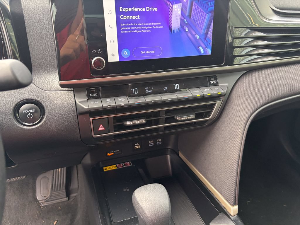 Used 2025 Toyota Camry LE FWD image 20