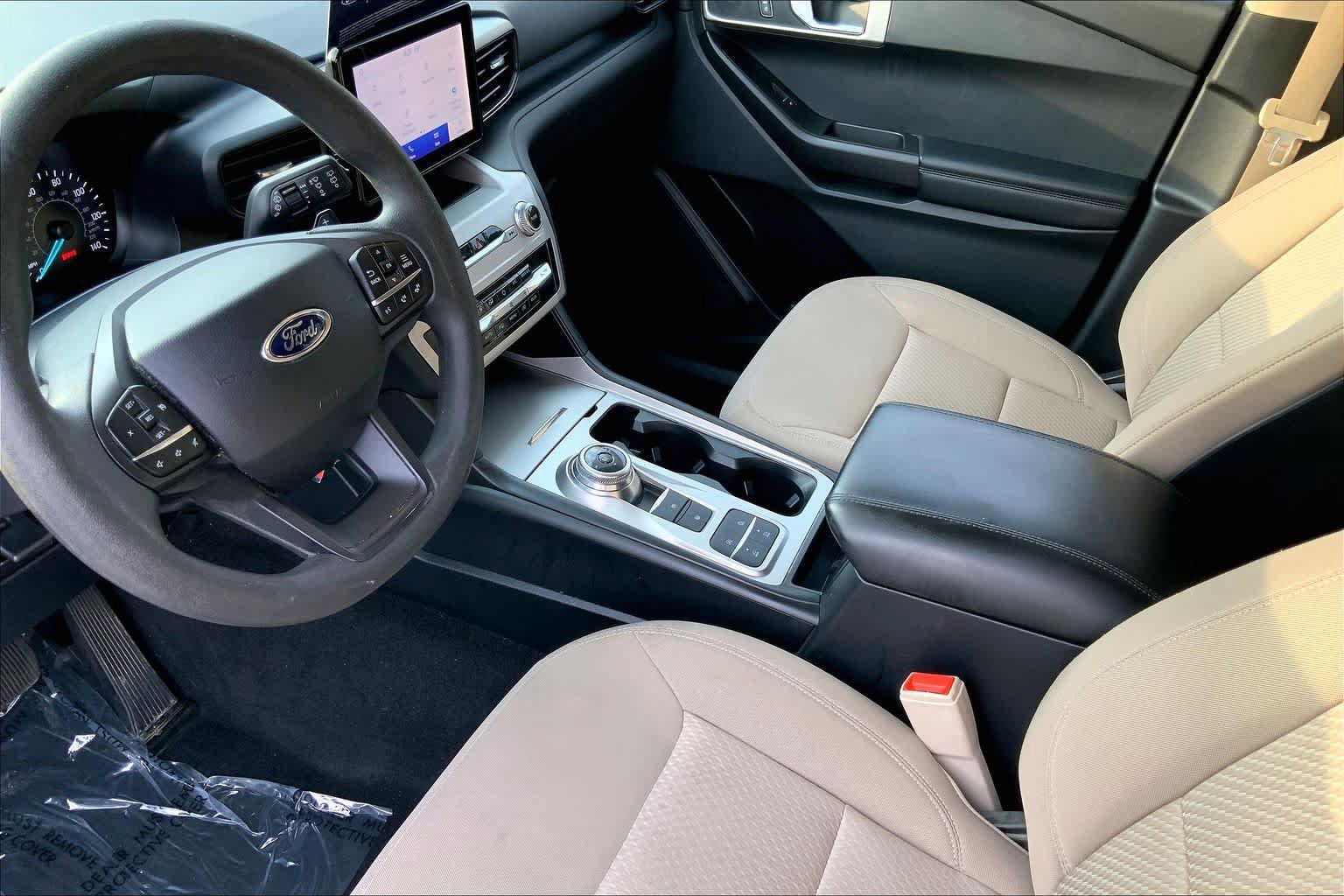 Certified 2020 Ford Explorer 2WD image 15
