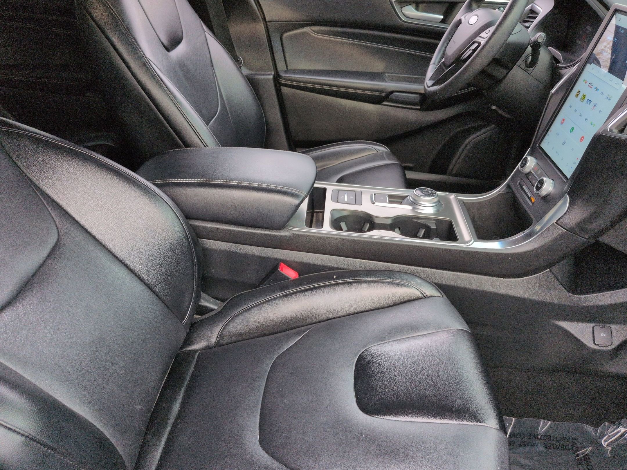 Certified 2022 Ford Edge Titanium image 30