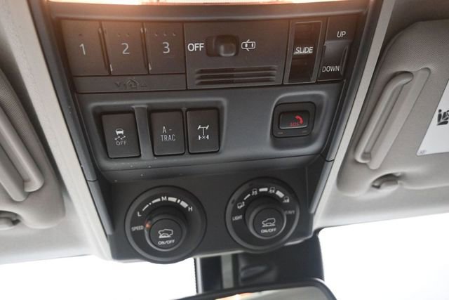 Used 2023 Toyota 4Runner TRD Off-Road Premium w/ Off Road Premium Plus Package AWD/4WD image 15