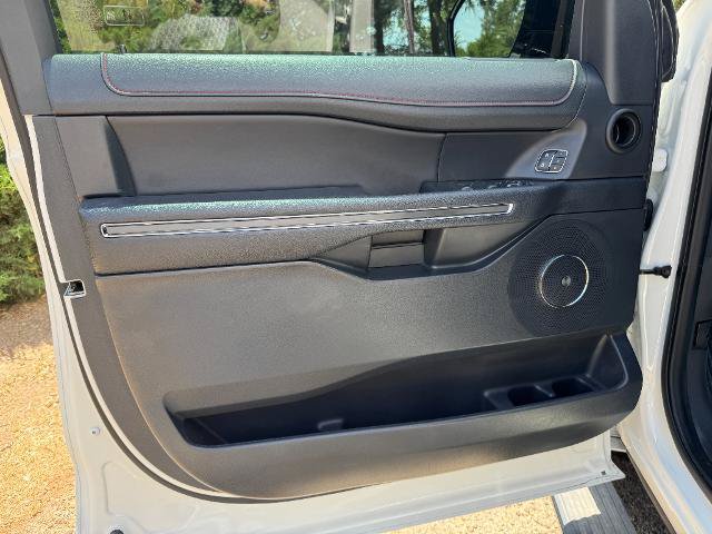 Certified 2022 Ford Expedition Max Limited AWD/4WD image 10