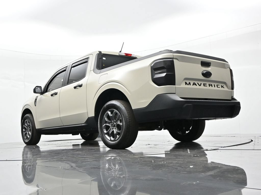 Certified 2024 Ford Maverick XLT FWD image 28