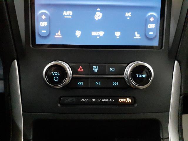 Certified 2024 Ford Edge SEL AWD/4WD image 5