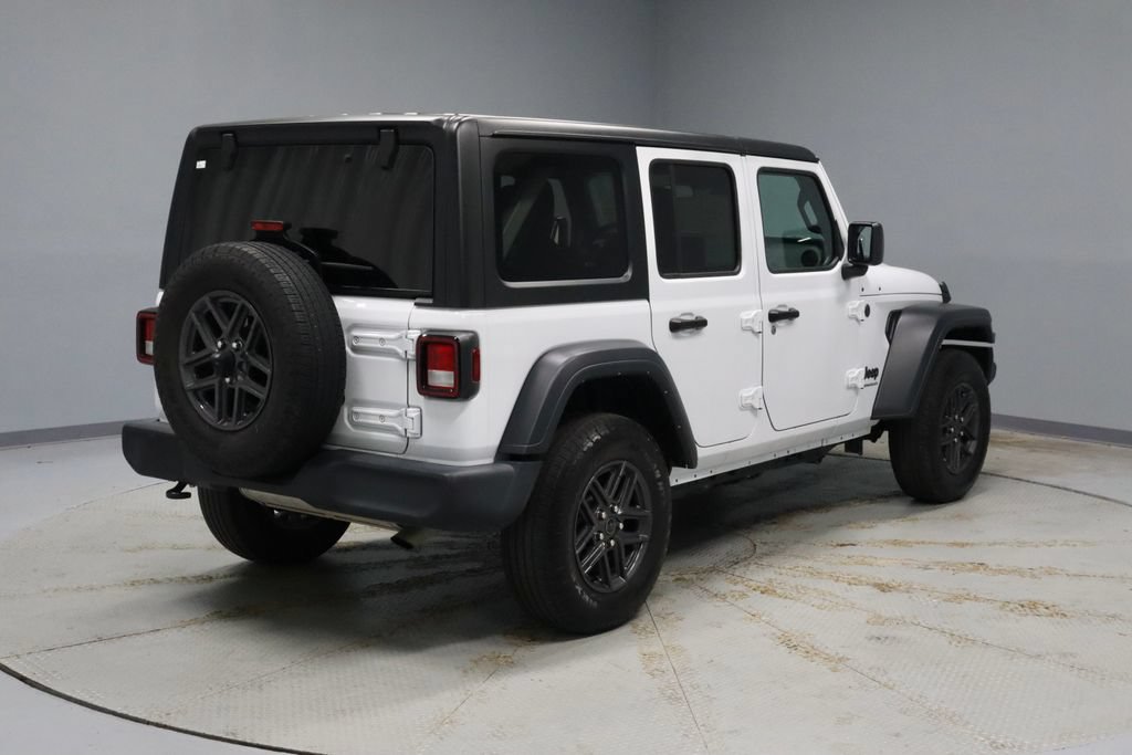 Used 2024 Jeep Wrangler Unlimited Sport AWD/4WD image 10