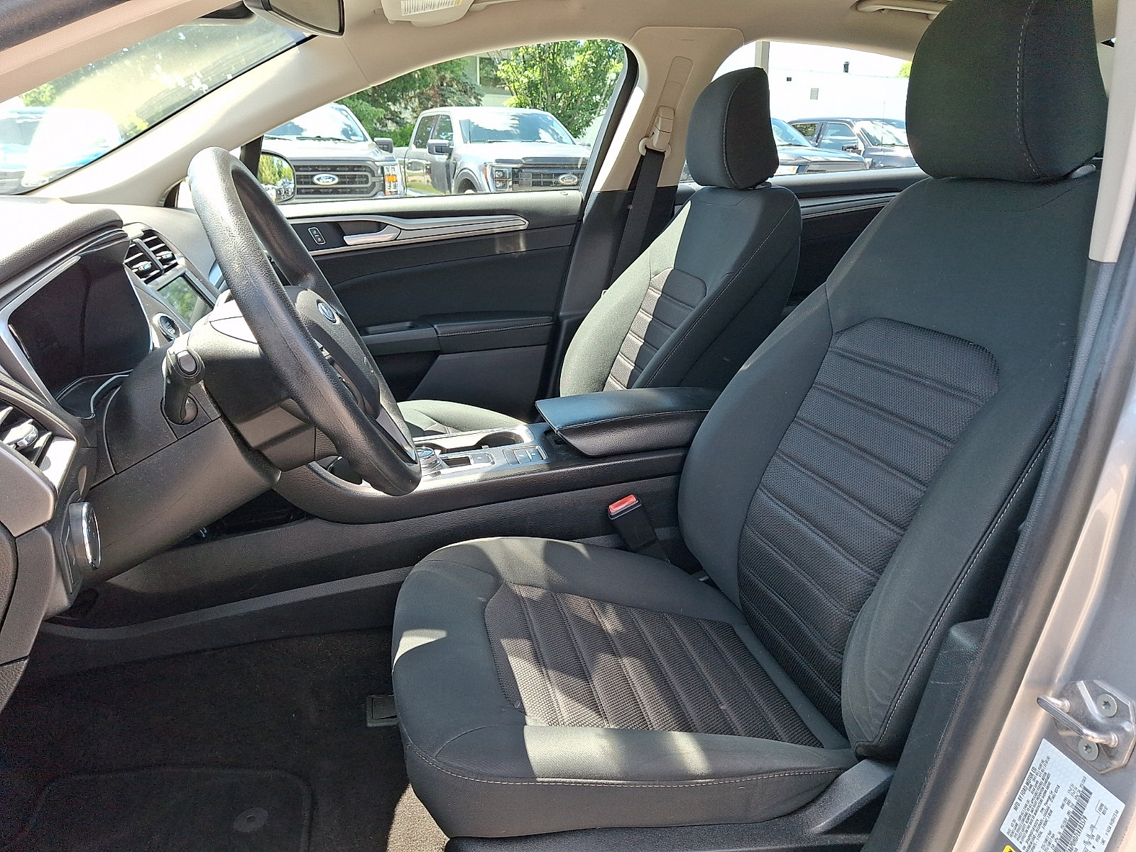 Certified 2020 Ford Fusion SE FWD image 16
