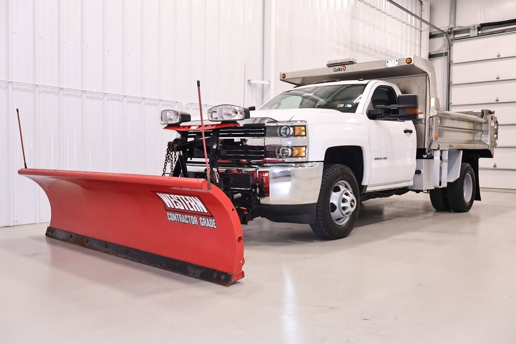 Used 2017 Chevrolet Silverado 3500 W/T w/ WT Convenience Package AWD/4WD image 7