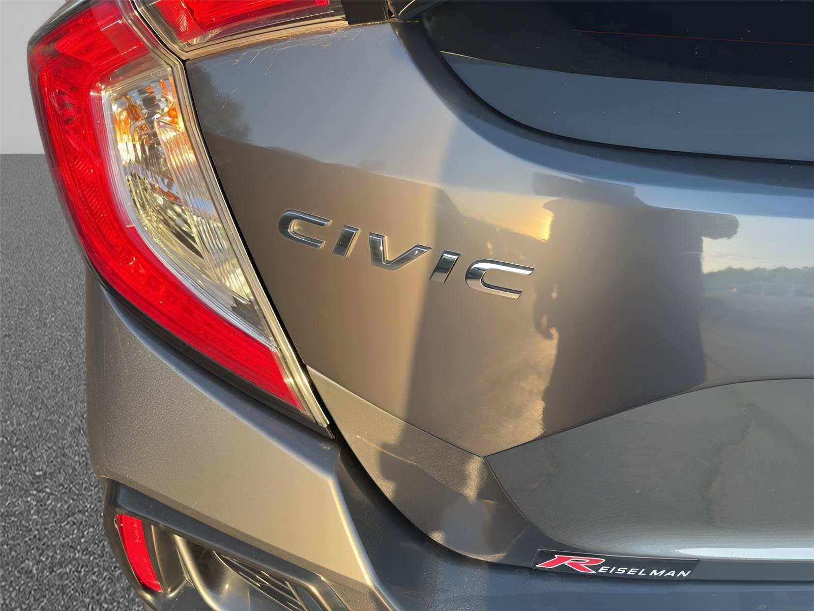 Used 2020 Honda Civic EX image 9