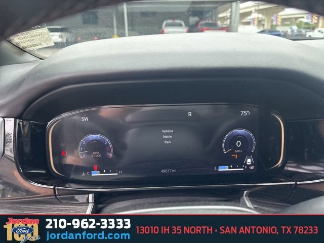 Used 2022 Jeep Wagoneer Series III AWD/4WD image 23