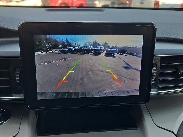 Certified 2023 Ford Explorer XLT w/ Equipment Group 202A image 13