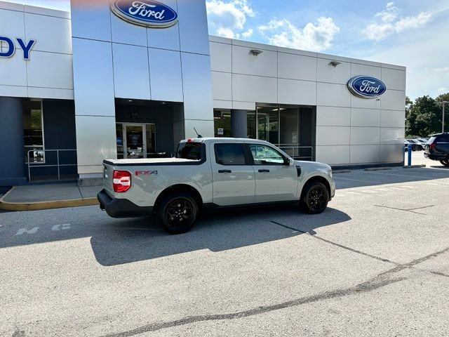 Certified 2022 Ford Maverick XLT w/ Equipment Group 300A Standard AWD/4WD image 17